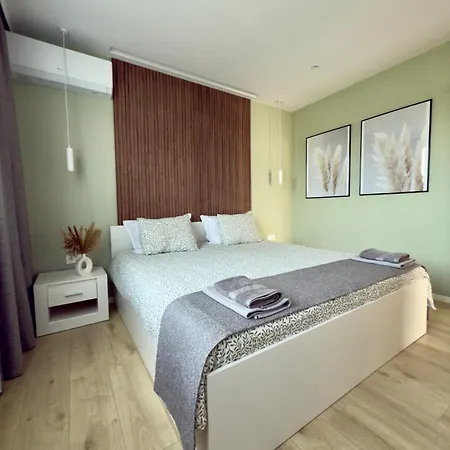 Courtyard Villa, * Alekszandrovo