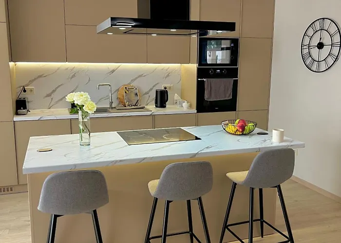 Courtyard Villa, Villa *